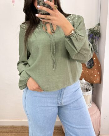 Blusa Tachuelas