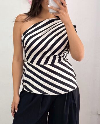 Blusa Asimétrica