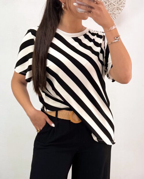 Camiseta Asimetrica